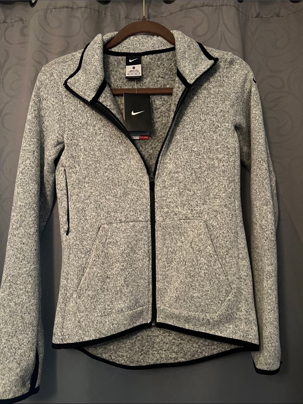 Nike Heather Gray Full‑Zip Bomber Jacket with Black Trim